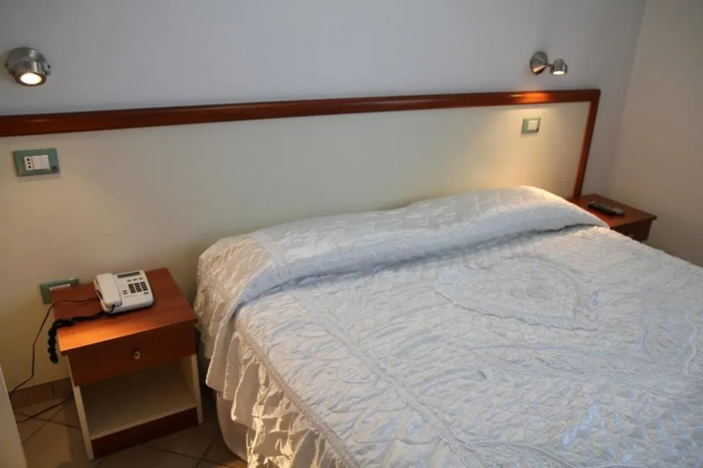 Hotel Neide Santa Maria a Monte